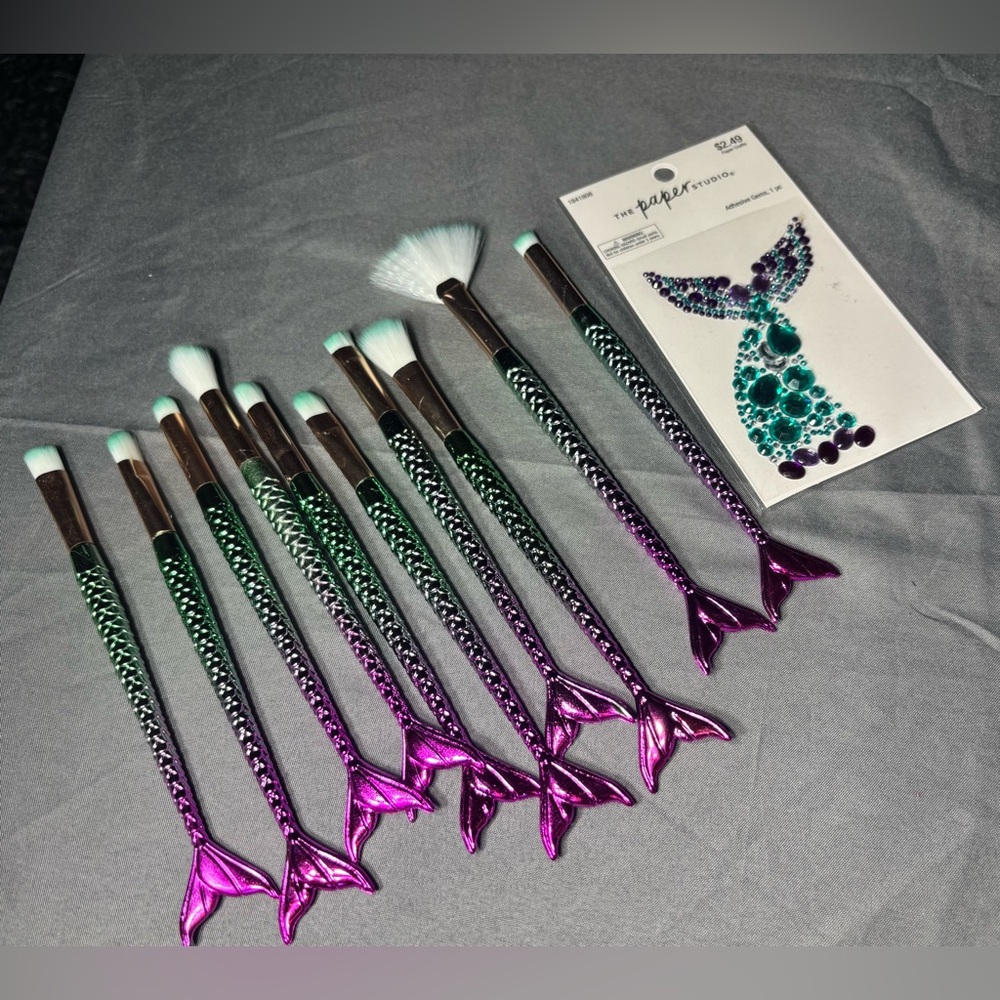 10 New Mermaid Tail Makeup Brush Set with Stickers NWT